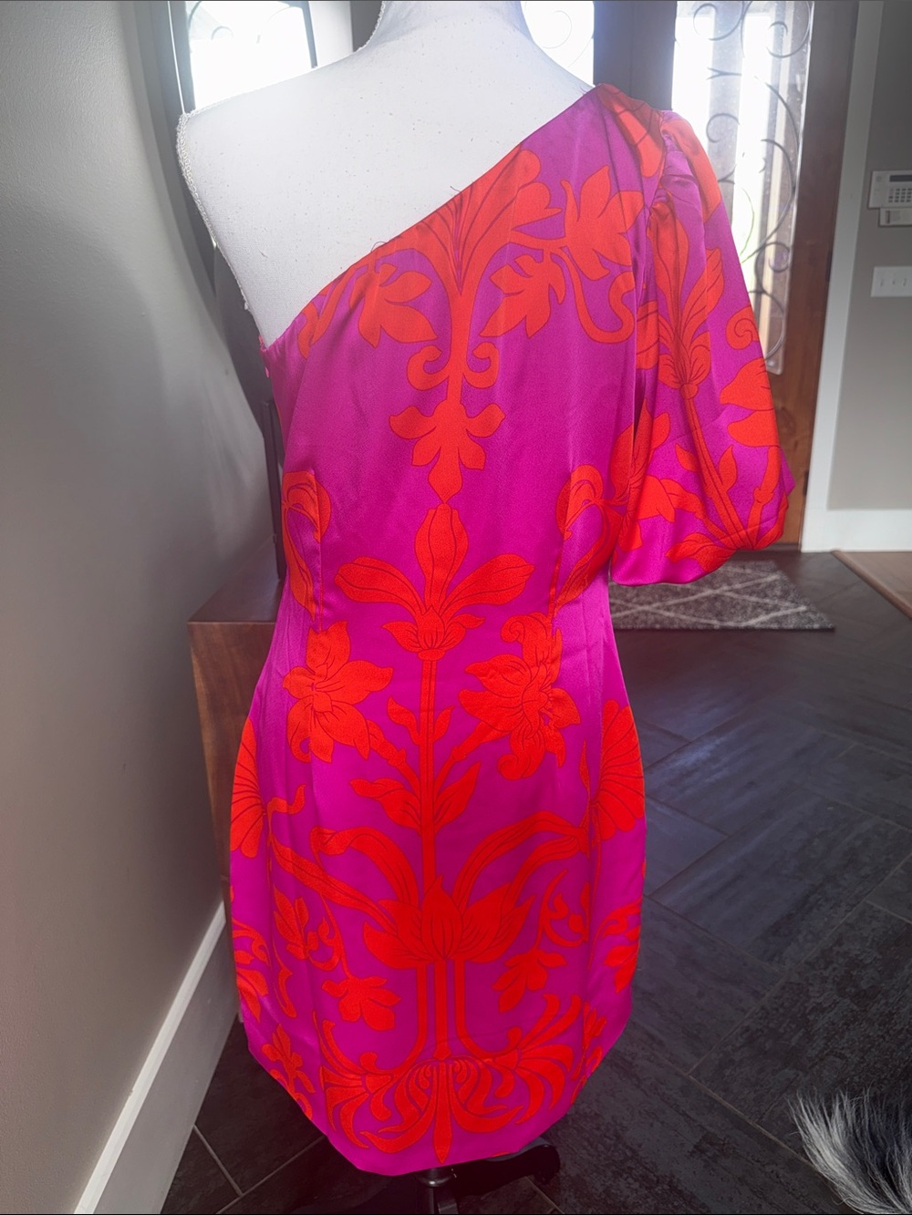Sugarlips Vallie One-Shoulder Vacation Pink and Orange Floral Satin Shift Dress - Picture 3 of 10